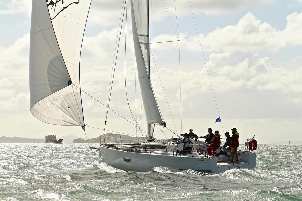 Start of PIC Coastal Classic - October 21, 2016 -  © Richard Gladwell www.photosport.co.nz